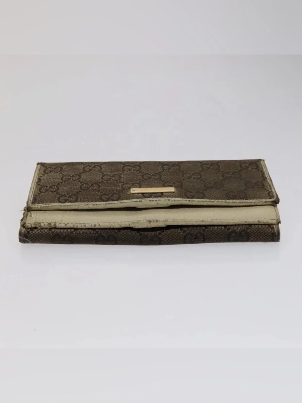 Gucci Brown GG Monogram Trifold Wallet with Gold Plaque - Picture 4 of 7